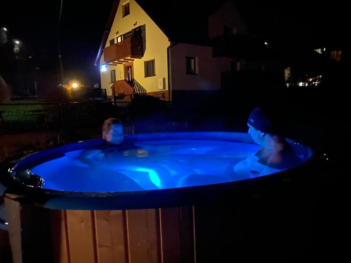 Apartament I Pokoje Goscinne U Lusi - Basen Z Podgrzewana Woda I Zadaszeniem Homestay *