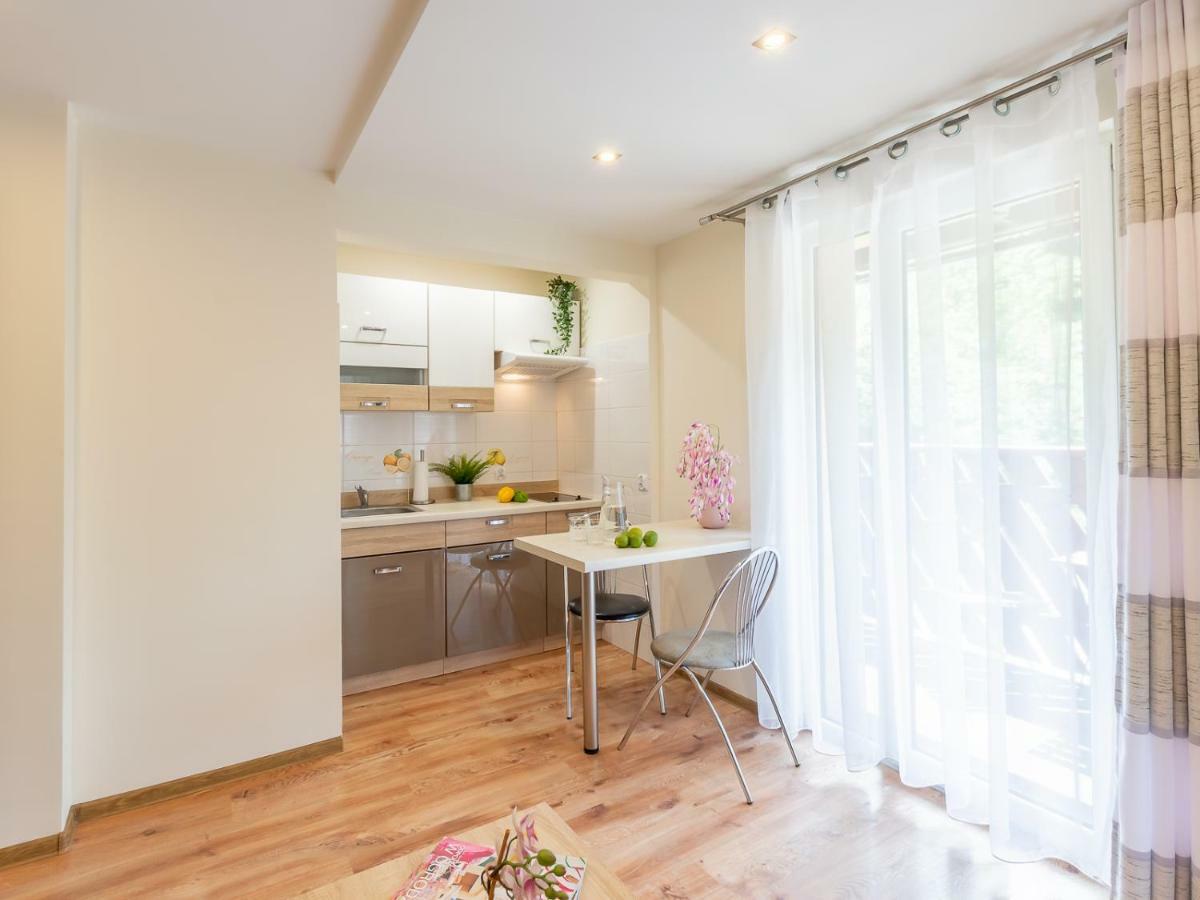 Apartament I Pokoje Goscinne U Lusi Wisla