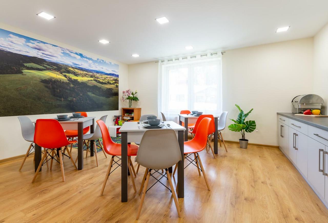 Apartament I Pokoje Goscinne U Lusi - Basen Z Podgrzewana Woda I Zadaszeniem